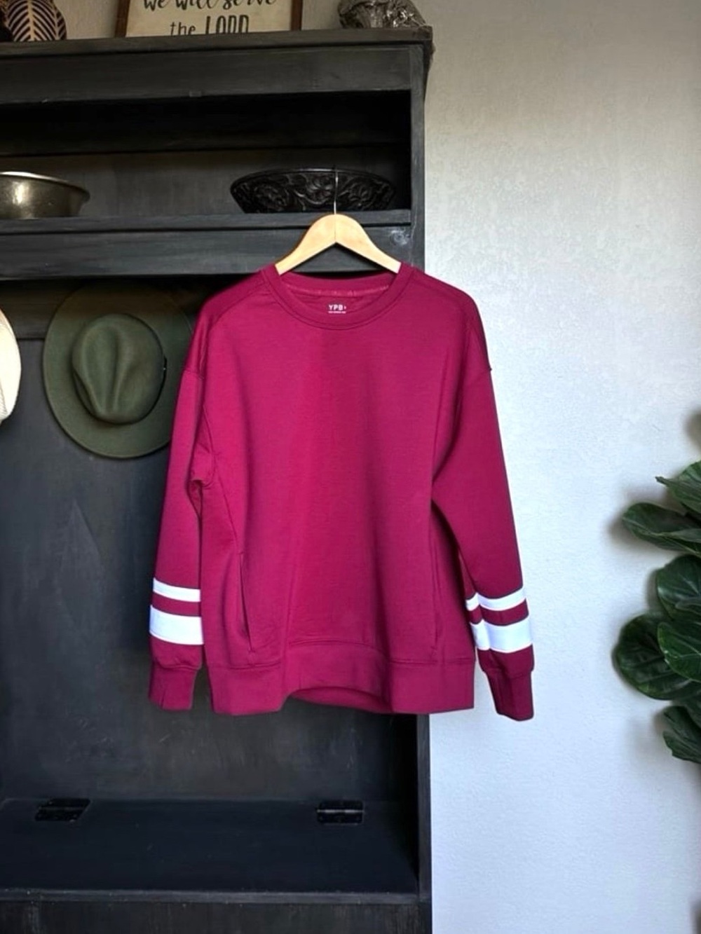 Abercrombie & Fitch YPB Your Personal Best NeoKnit Crewneck Sweatshirt Medium